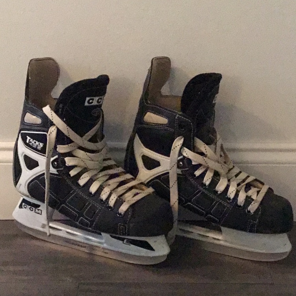 CCM Black and White Men's Hockey Skates